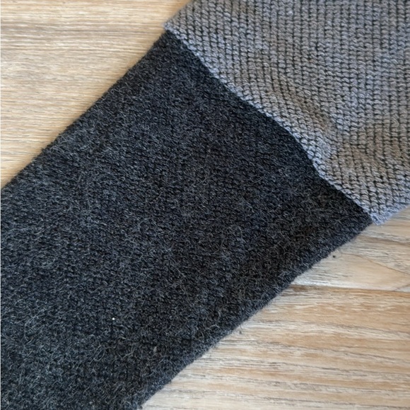 Whatlees grey cardigan size medium - Picture 4 of 4